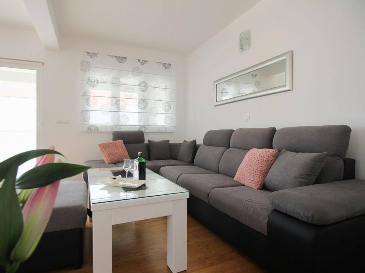 Luxury Xxl Apartment Makarska Exterior photo